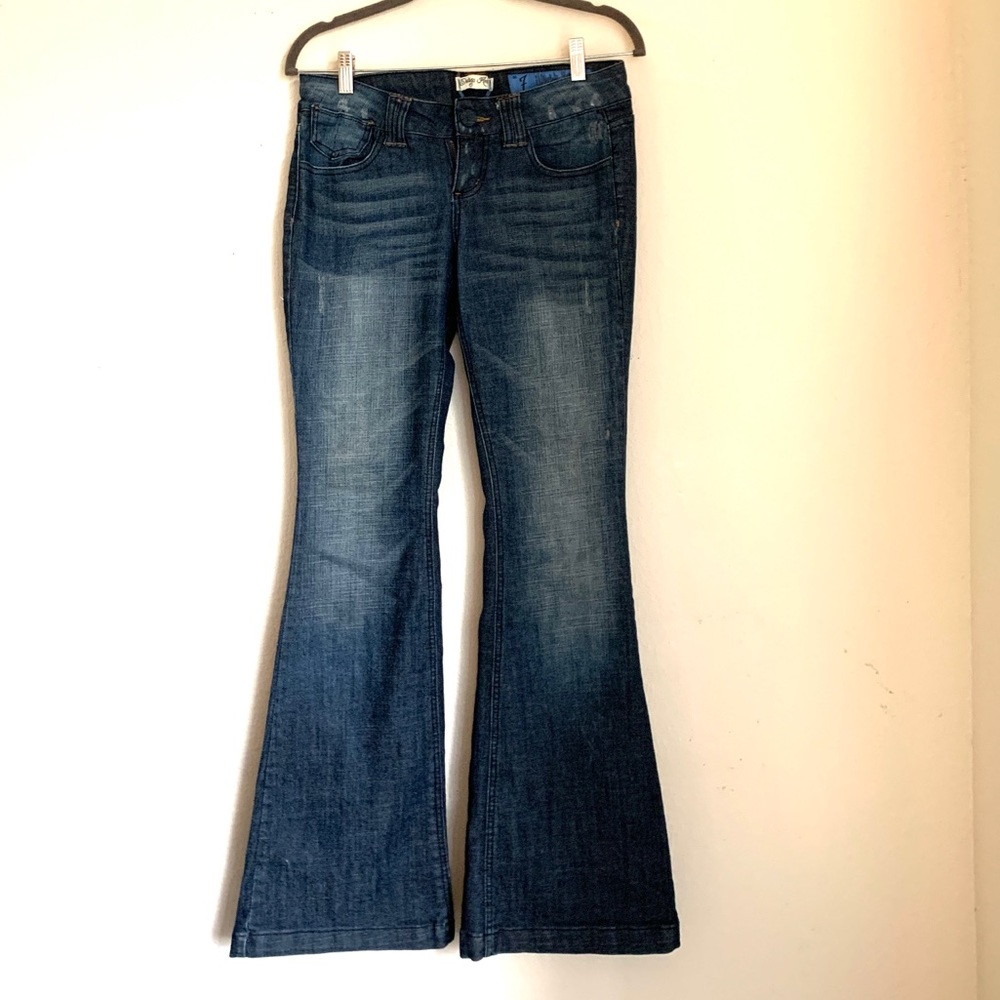 Flare Lowrise Indigo Reign dark wash jean